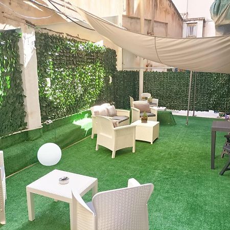 Hotel Plaza Ungheria Palermo Bagian luar foto