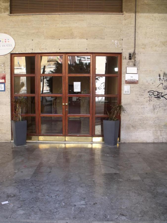 Hotel Plaza Ungheria Palermo Bagian luar foto