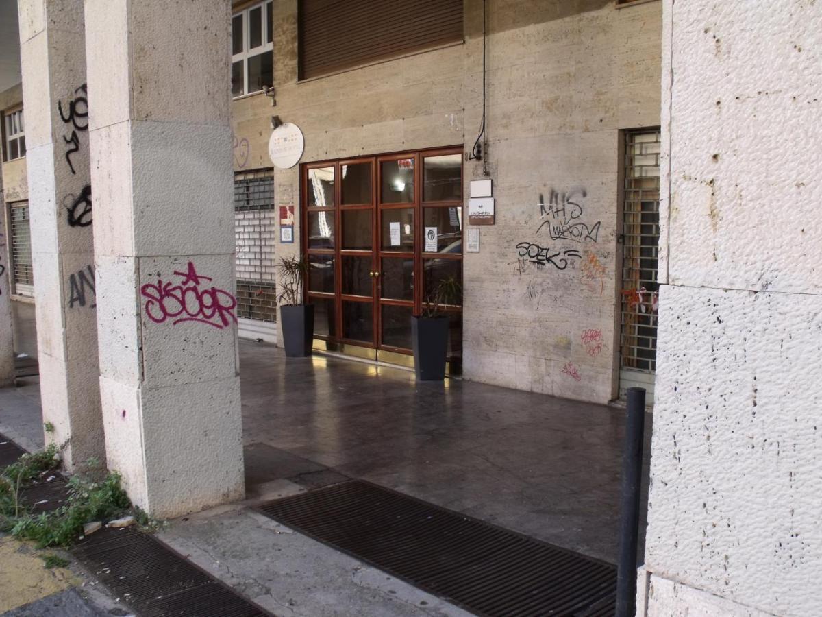 Hotel Plaza Ungheria Palermo Bagian luar foto